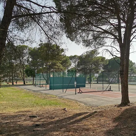 Evasion Confort Pour 4 - Domaine Avec 5 Piscines & Activites ! Fréjus