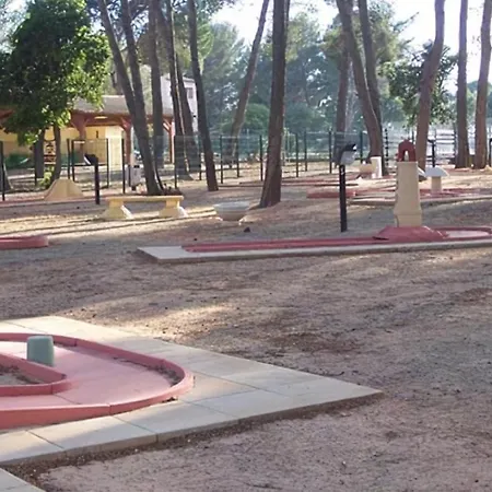 Campsite Evasion Confort Pour 4 - Domaine Avec 5 Piscines & Activites ! *